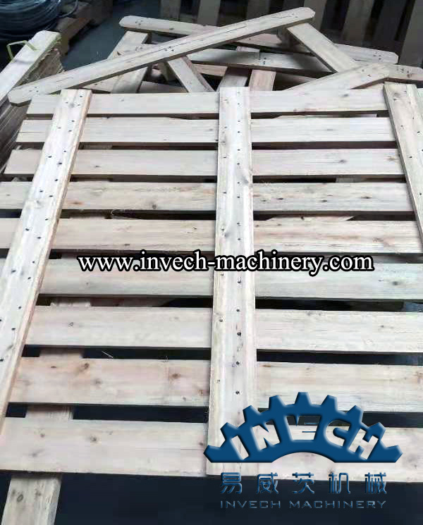 wood pallet deck nailing machine.jpg