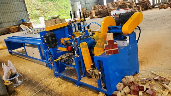 plywood nailing machine.jpg